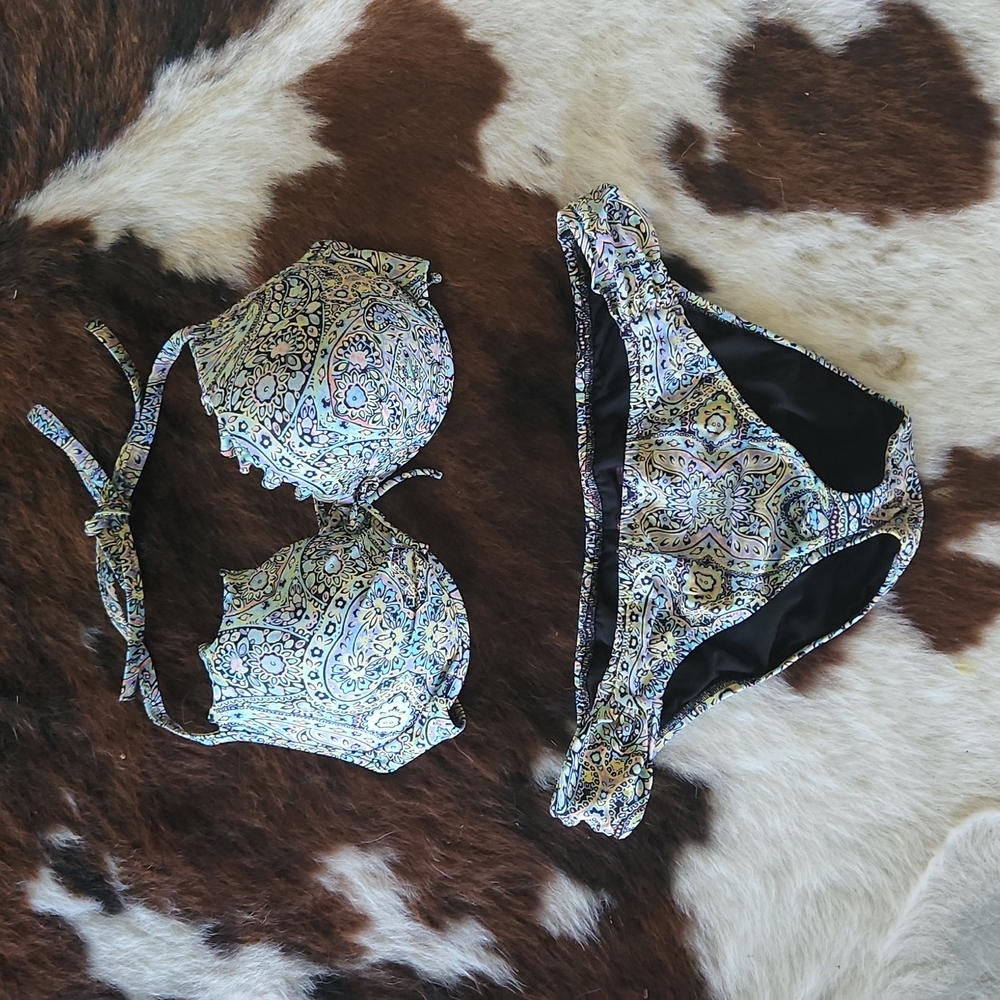 Victoria Secret knockout bikini